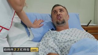 Petualangan Dokter – (Carmen Caliente, Keiran Lee) – Menggoda Perawat Nakal yang Menggairahkan