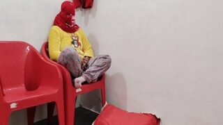 Cowok ngentot pantat montok pacarnya di film biru Bangladesh