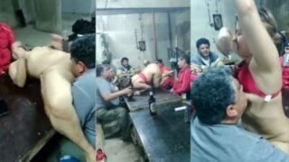 Pelacur murahan melayani nafsu sekelompok pria dalam video porno desi