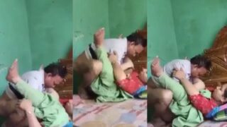 Tante Telugu bayar sewa dengan melayani nafsu bejat si tuan rumah