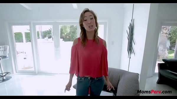 IBU TIRI TIONGHOA DIISI DADU PUTIH BESAR ANAK TIRI!