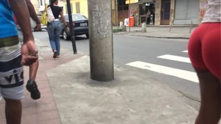 Morena montanha-russa indonésia rebola gostoso no motel.