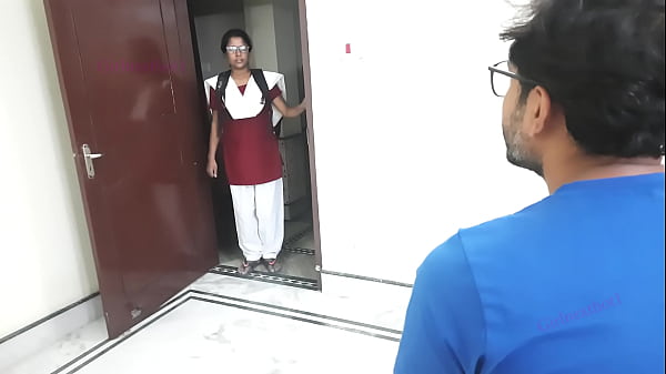 Gadis Benggala India yang Polos Dihardik oleh Pria Tak Dikenal – Kisah Mesum Hindi