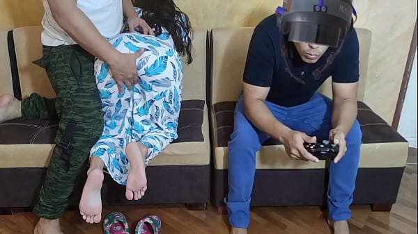 Harap Pacarku Main Game Realitas Virtual Biar Bisa Selingkuhin Dia Sama Temen Baiknya yang Kontolnya Gede Banget – NTR JAV