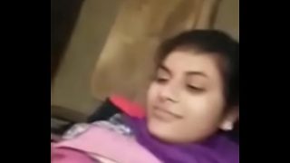Pasangan Desi Mesum Beraksi di Ruang Kelas