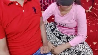 भाभी की गर्म चुदाई का मजा लेता स्टेप भाई