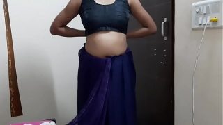 Istri India yang Menggairahkan Digerogoti Saat Perayaan Diwali 2019