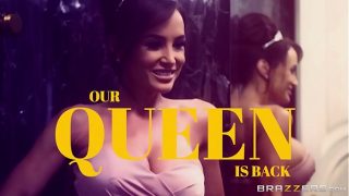 Ratu Kami Kembali – Lisa Ann Menghadapi Adegan Anal Pertamanya dalam 3 Tahun di Brazzers