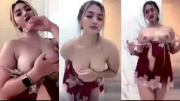 Zara Menggoyang Payudara Basah Sambil Mengerang Nikmat