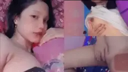 Gadis Muda Toge Claras Telanjang Bulat