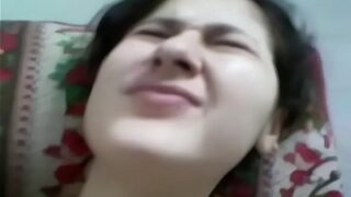 Gadis Punjabi montok ngentot pacarnya di kampus