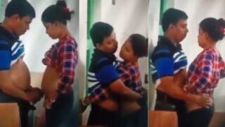 Pasangan kantoran bikin video mesum ngentot di balkon kantor