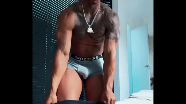Kau pasti tahu apa yang terjadi di Brazzers