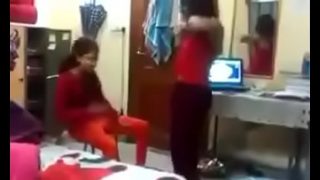 Gerebek Asmara di Kamar Kos