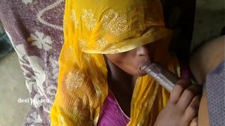 Istri India Desi menggoda dan memuaskan hasrat suami dengan liarnya