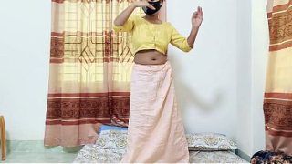 Gadis desi menggoyang panas dengan nafsu liar