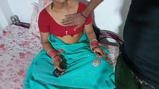 Suami Goyang Istri Sendiri Saat Kerja di Rumah, Video Panas India dengan Suara Hindi yang Menggairahkan