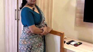 Bhabhi baru pindah ke apartemen, kasih hadiah spesial buat Devar tetangga, adegan panas pertama dengan suara Hindi menggairahkan