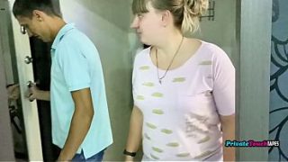 Gadis gemuk amatir Rusia dengan payudara besar menghisap dan bercinta seperti pelacur