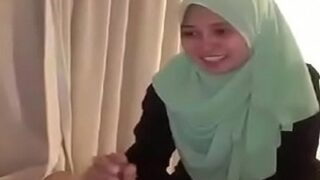 Gadis Hijab Pakistan Menggoda dan Menggairahkan Profesornya