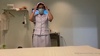 Suster Nakal yang Siap Melayani dengan Penuh Gairah