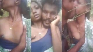 Video mesum pasangan desi di semak-semak, bikin makin nafsu lihatnya