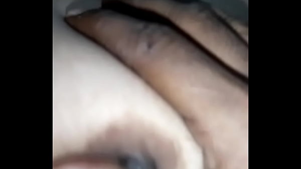 Hiru si bini orang, sange banget liatnya.
