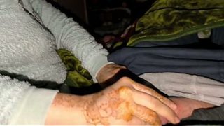 Anal Pertama Pacar Emirat: POV Seksi dan Liar