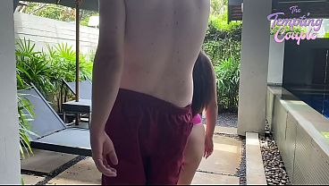 Gadis Thailand Menggoyang Klien Bule Kontol Besar, Dihisap dan Ditembak Sampai Muncrat!