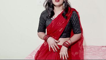 Video Priya Stepaunty jariin memek sampe crot dan nikmatin abis itu, jelas pake bahasa Hindi.