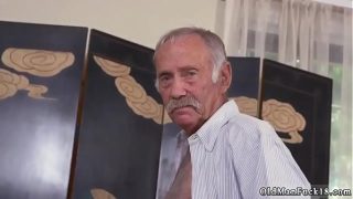 Gadis Thailand Tua dan Ayah Tiri Lawas Menjelajahi Selatan Perbatasan