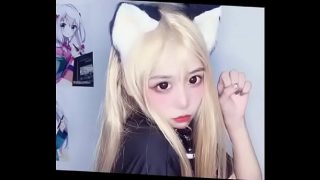 Gadis Tiongkok yang menggoda