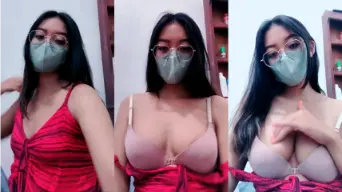 Yasmine Bocor Live Susu Montoknya