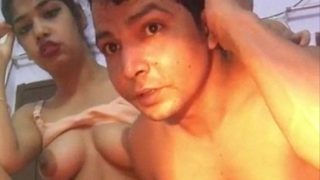 Bergolak gairah, pasangan Bengali mainin kontol-memek homemade, ngewe brutal XXX.