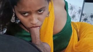 Desi video, mbak desa ngentot gaya doggy style, bikin makin greget.