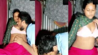 Tonton MMS Tamil hot, si pacar liar lagi nikmatin GF-nya yang horny banget.
