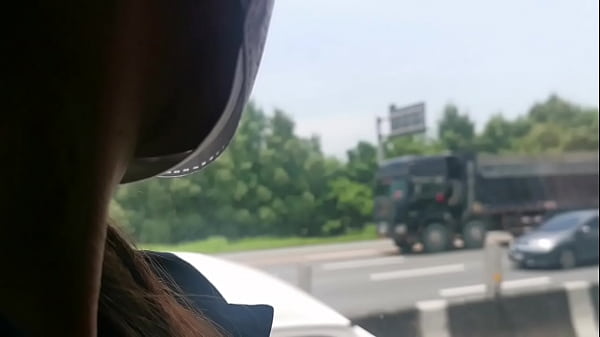 Ngentot di Bus Umum, Cewek Pinay Coli Sampai Muncrat