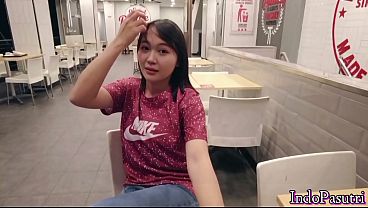 Bokep Indo paling anyar – tonton mahasiswi sange lagi asik selingkuh pas janjian makan siang, kontol dimasukin dalem memek