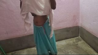 Desi cewek super seksi baru, jago ngegemesin Lamba Kela