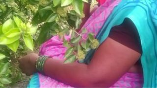 Bhabhi India lagi crot di sawah, desa makin panas