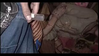 Bini orang di desa India digebukin sama selingkuhan sampai meraung-raung