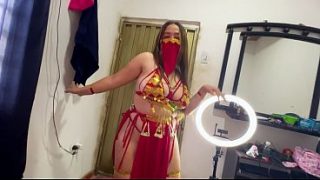 Ngewe bareng cewek Arab putih, toket gede, umur 18, subtitle Inggris, homemade, gaya amatir.