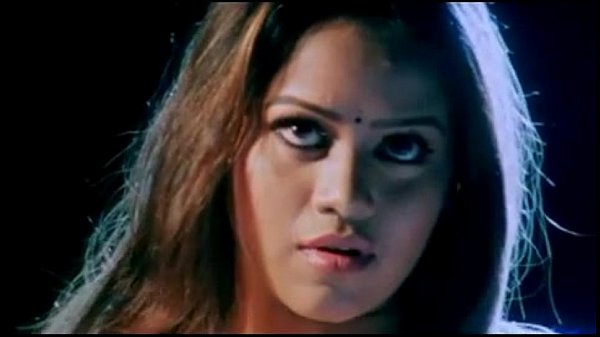 Cewek-cewek India saling jilat memek, panas banget