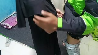 Tadi gue prank ojol, langsung ngajak ngentot di pinggir jalan