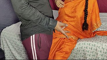 Desi Bhabhi Berondong, Crot di Memek Sampai Puas