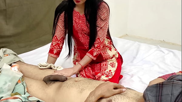 Bidan India pertama kali ngentot pasien kontol gede, crot di memek