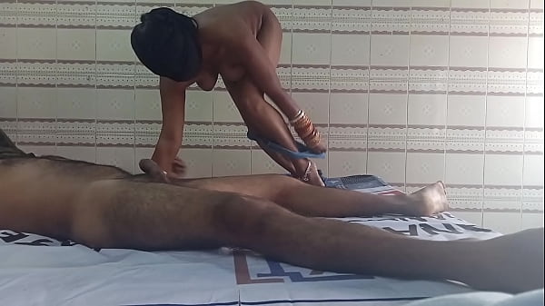 Pertama kali ngentotin abang tiri sama adik ipar perawan di pesta pernikahan