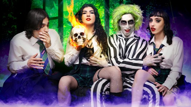 Ngentotin Beetlejuice sampe muncrat, panggil aja kalo pengen ngerasain