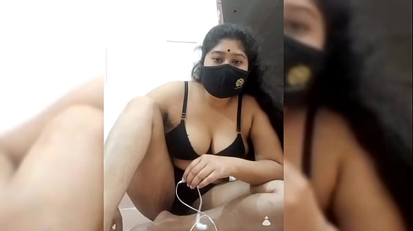 Desi cewek lagi live ngewe, basah semua