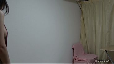 Mandi dan ganti baju, cewek Jepang cantik dengan tetek montok dan memek berbulu, buka baju cina, mandi, lalu pakai lingerie seksi.
